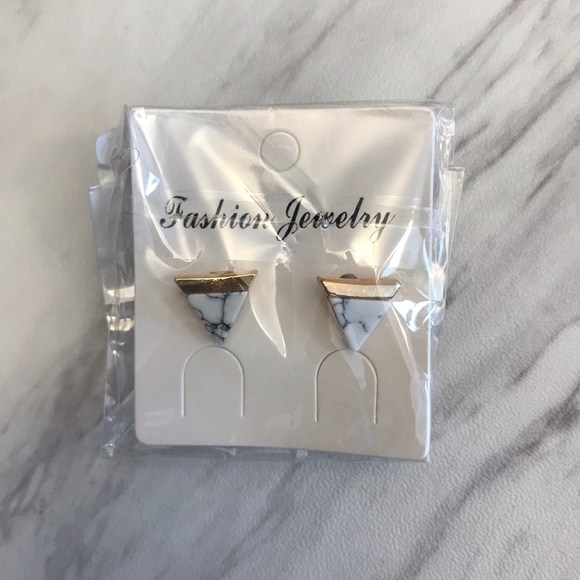 Marble Triangle Earrings Gold White NEW Geometic - Picture 4 of 8
